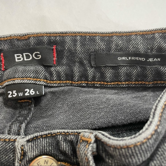 BDG Urban Outfitters Girlfriend High Rise Jean - Picture 11 of 13